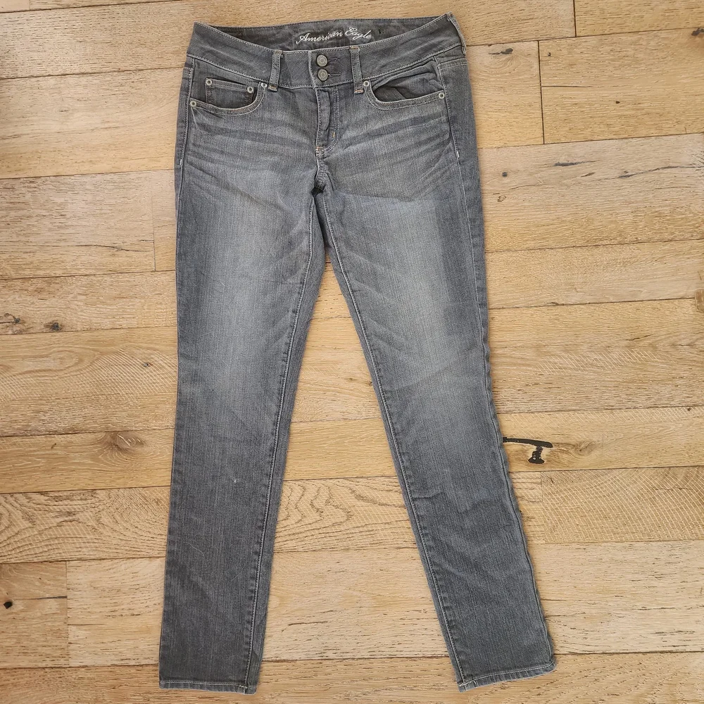 American Eagle Outfitters Women's Gray Super Skinny Jeans Hipster Indie Sleaze